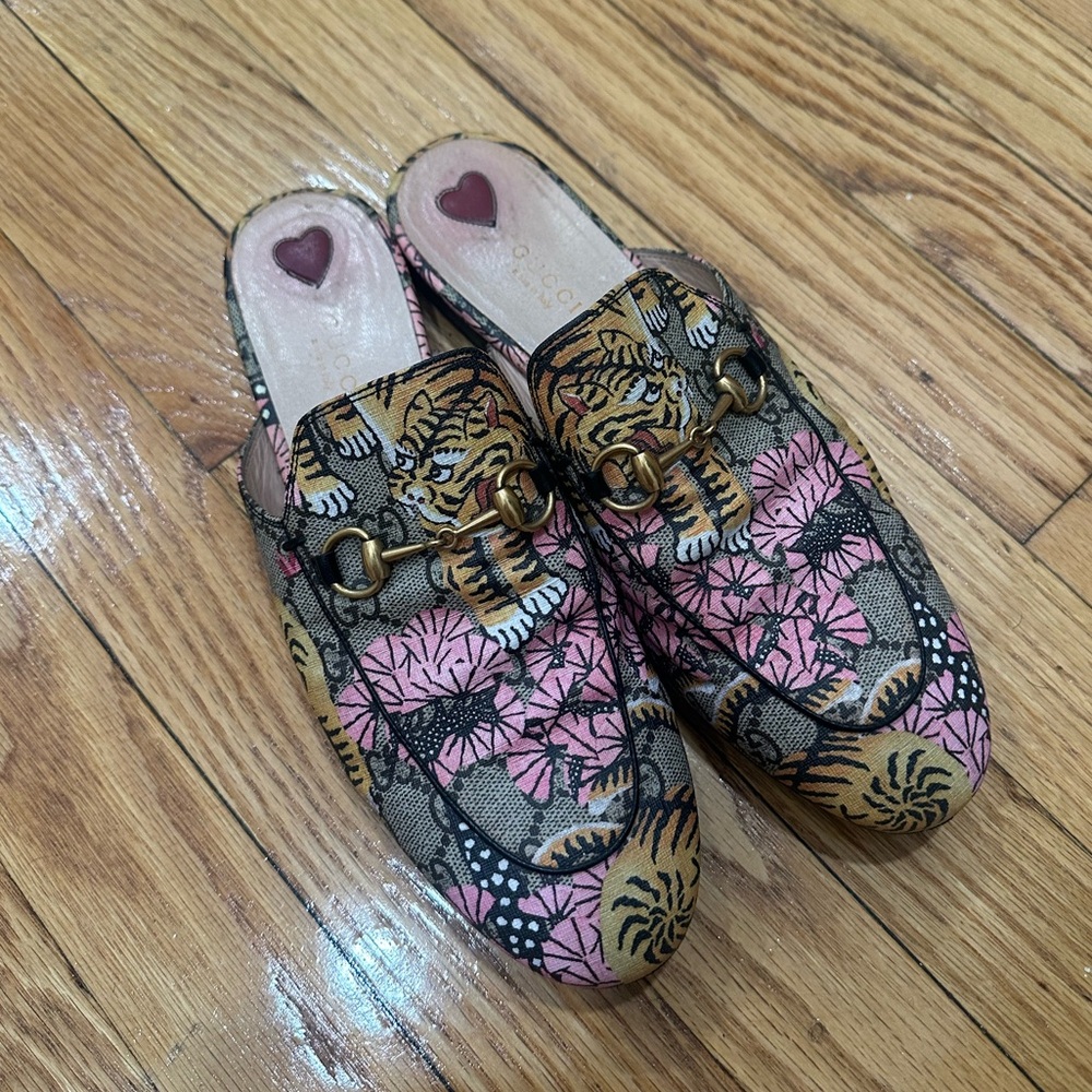 Gucci princetown mules